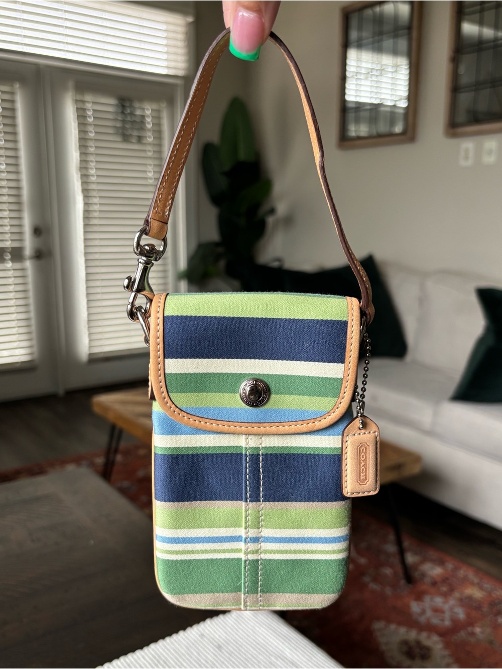 💚💙🩵COACH Hamptons Striped Canvas Mini Wristlet Pouch🩵💙💚
